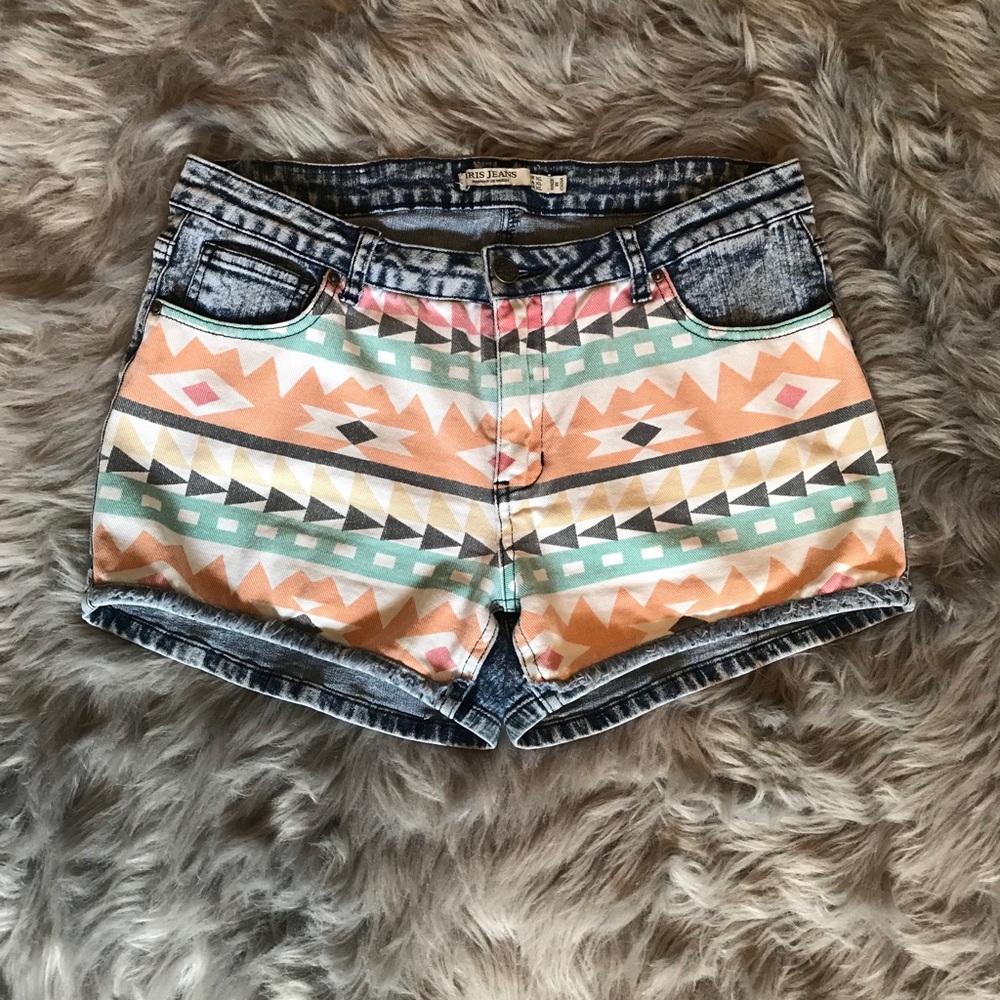 Aztec print shorts